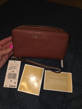 MICHAEL KORS Brown Saffiano Leather Zip Wallet Wristlet